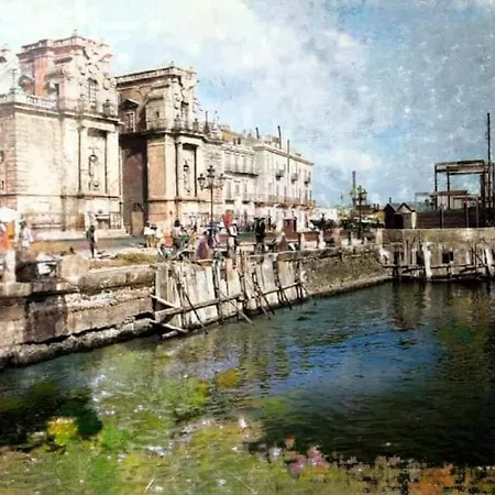 Porto Felice *